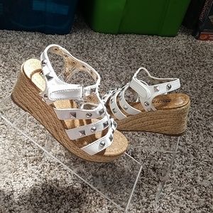 Michael Kors wedge size 13